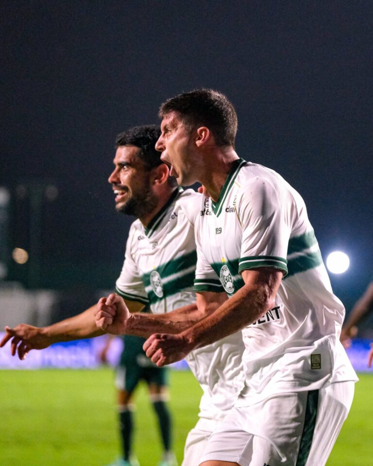 Coritiba, milagre existe, venceu a primeira no Brasileirão