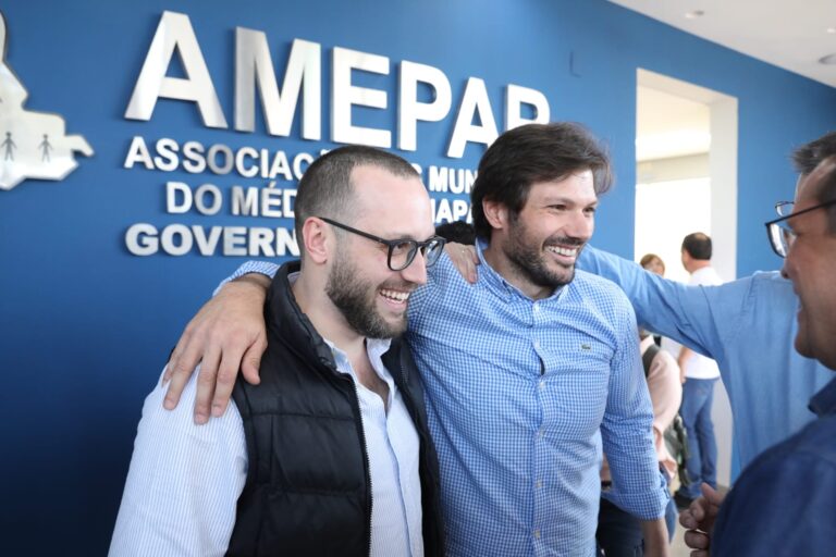 Parceria está fazendo água?