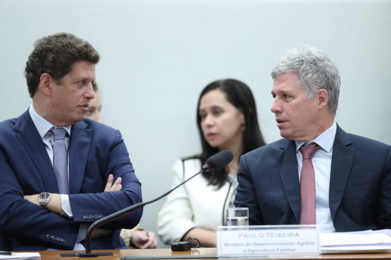 Governo Lula vai retomar Reforma Agrária, diz ministro Paulo Teixeira