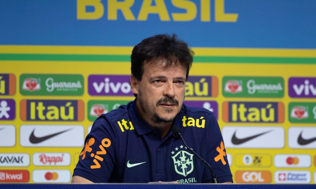 Diniz convoca seleção