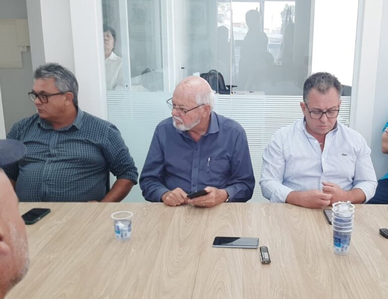 Mas, para não perder costume…