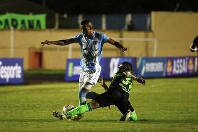 Londrina 3 x 3 Coritiba. Duas viradas, sobrou emoção