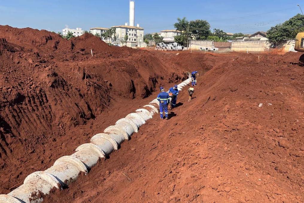 Viaduto da PUC começa obras de drenagem