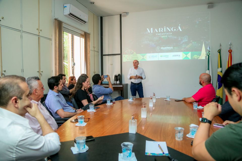 Decoração de Natal em Maringá ajudou a injetar alguns milhões a mais no caixa da prefeitura