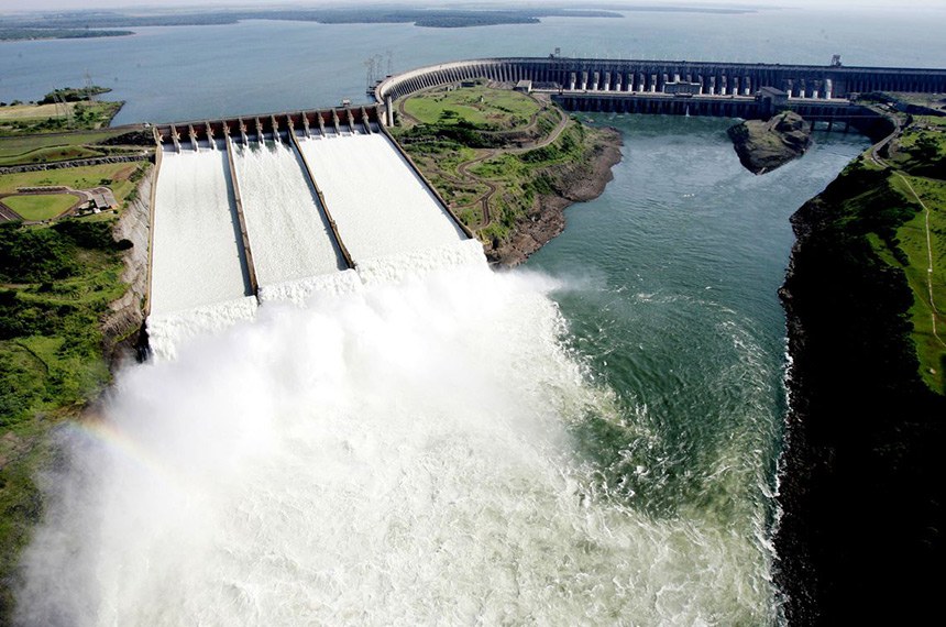 No voo da boiada, o PSD quer Itaipu