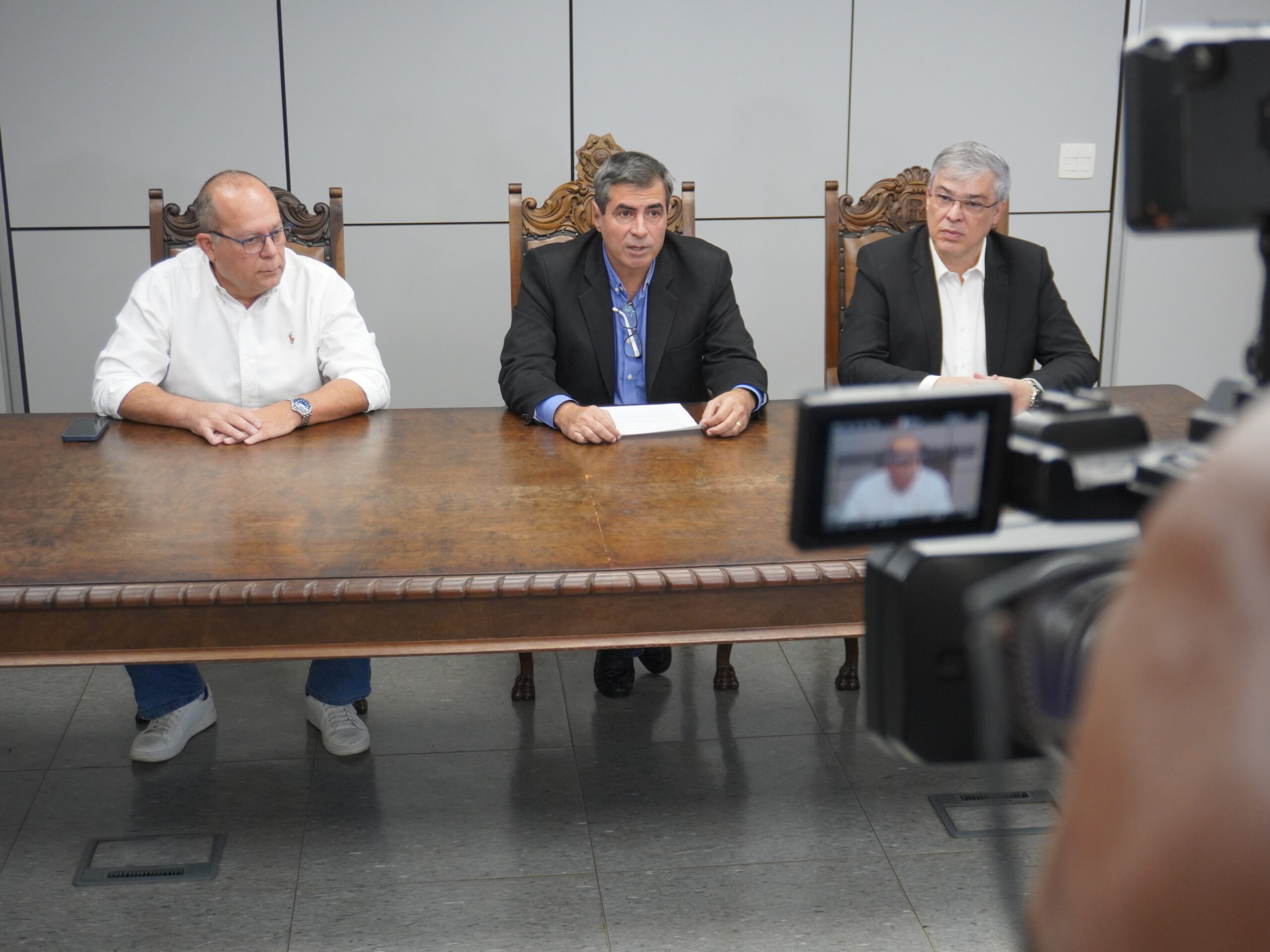 Enfim, aeroporto de Londrina terá o ILS pra dar mais segurança aos pousos e decolagens