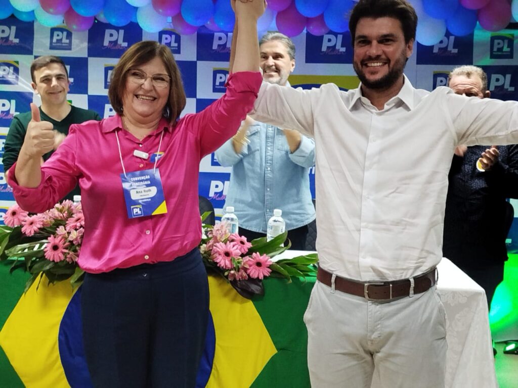 Em Sertanópolis, prefeita e adversário da última eleição se unem