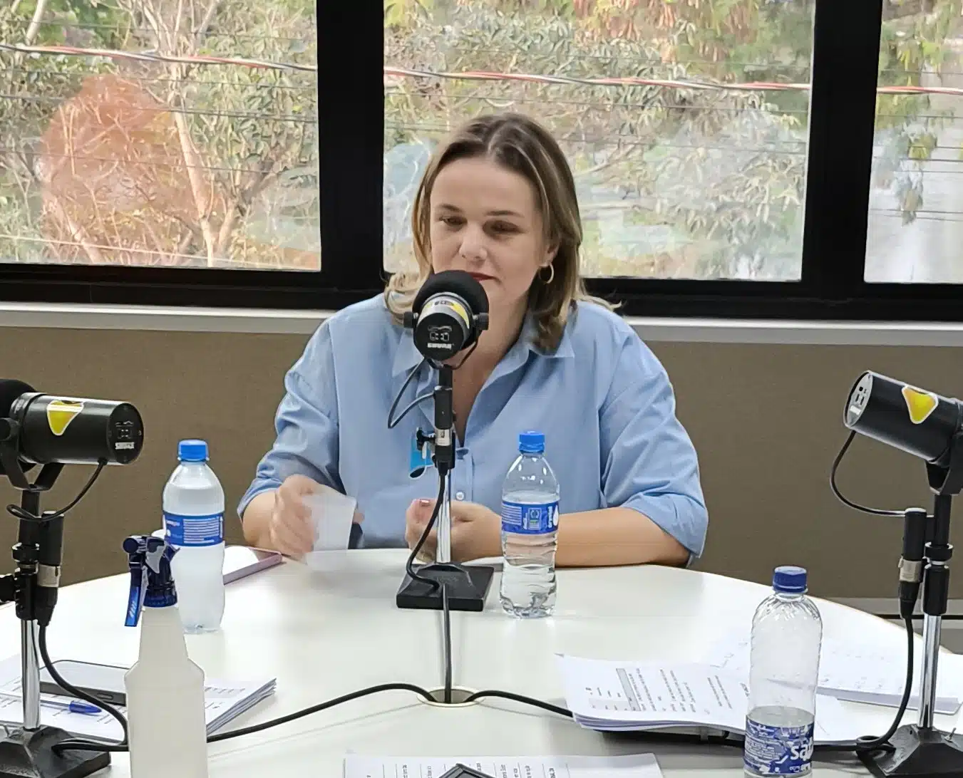 Ex-secretária de Educação, Maria Tereza Paschoal explica a polêmica dos uniformes