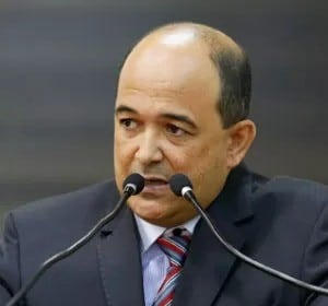 Vereador eleito, codinome Fogueteiro, não vai poder assumir em Maringá