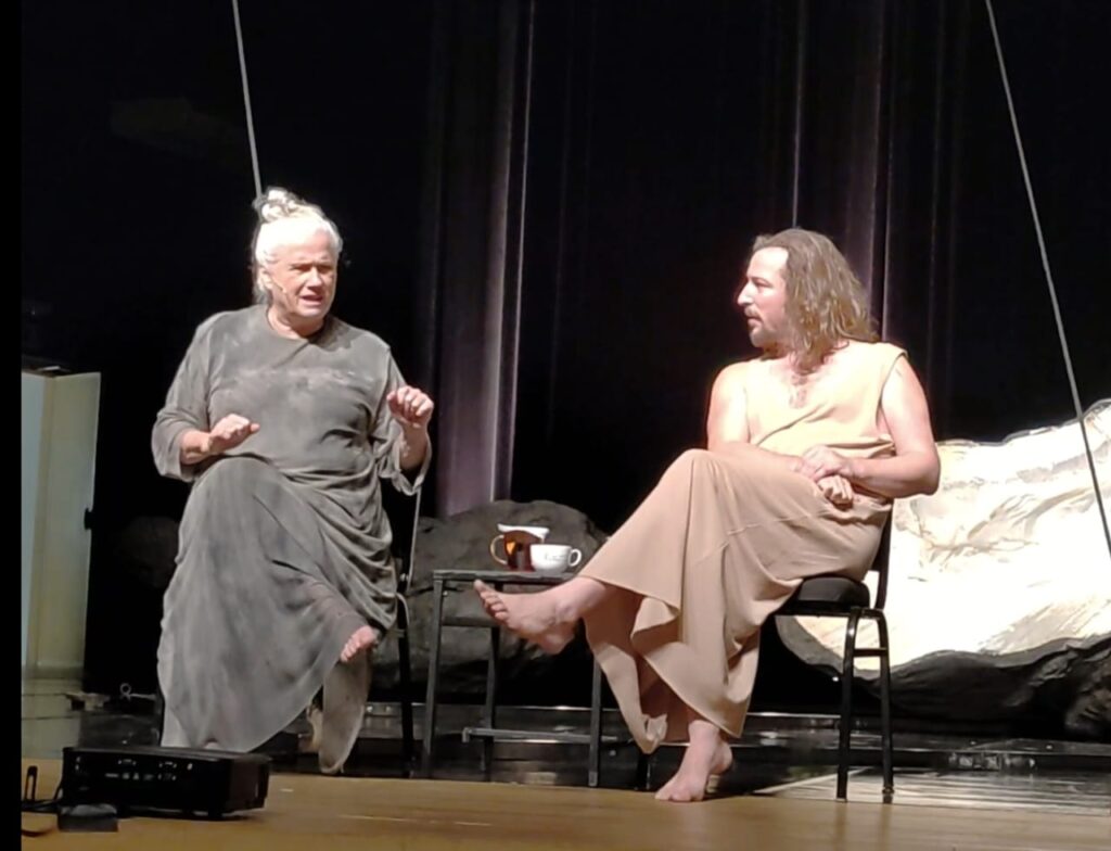 Vera Holtz e Denise Stoklos, em Londrina, um turbilhão de talentos e mensagens
