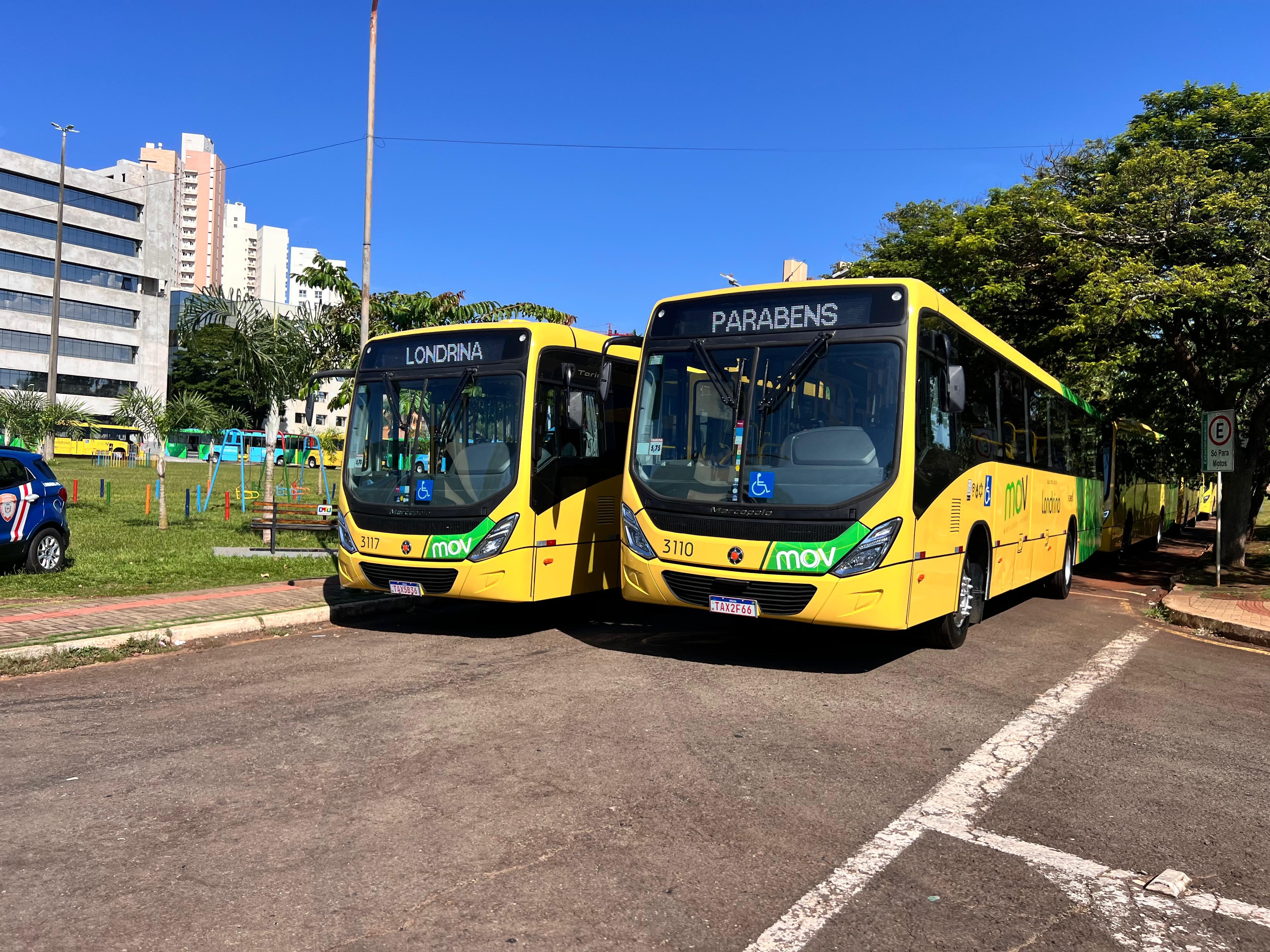 Do observador do Paço Municipal: a entrega dos novos ônibus e a mudança de estilo