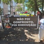 Movimento Justiça por Almas faz protesto contra morte de rapazes pela PM