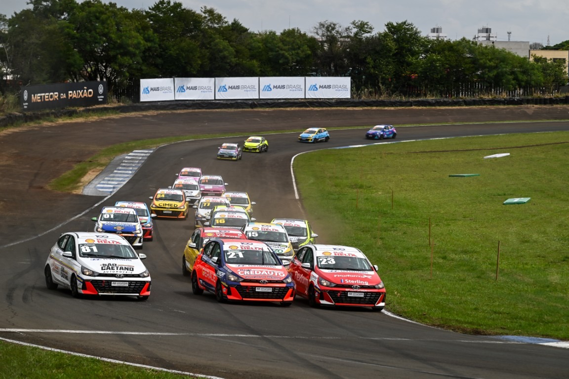 Copa Hyundai HB 20 comemora 100ª prova. Emoção e reviravoltas na prova de Londrina
