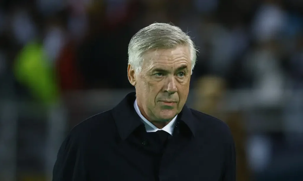 Italiano Carlo Ancelotti é anunciado como o novo técnico da seleção brasileira