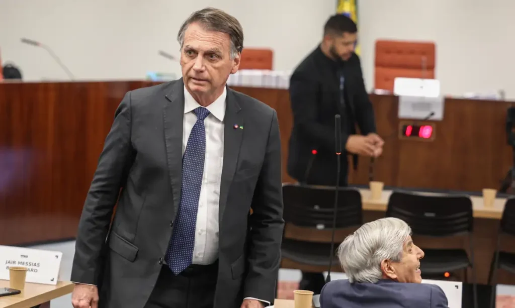 Com ata publicada, STF se aproxima da ordem de prisão de Bolsonaro