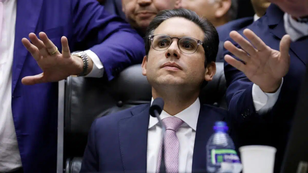 Presidente da Câmara Federal, Hugo Motta também visita hoje a Expo 2026