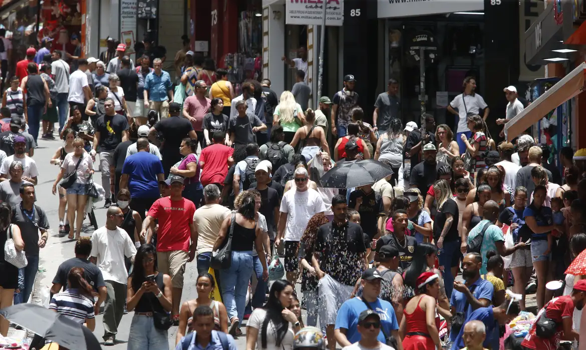 Os Silva dominam o Brasil. Os Osti são raros