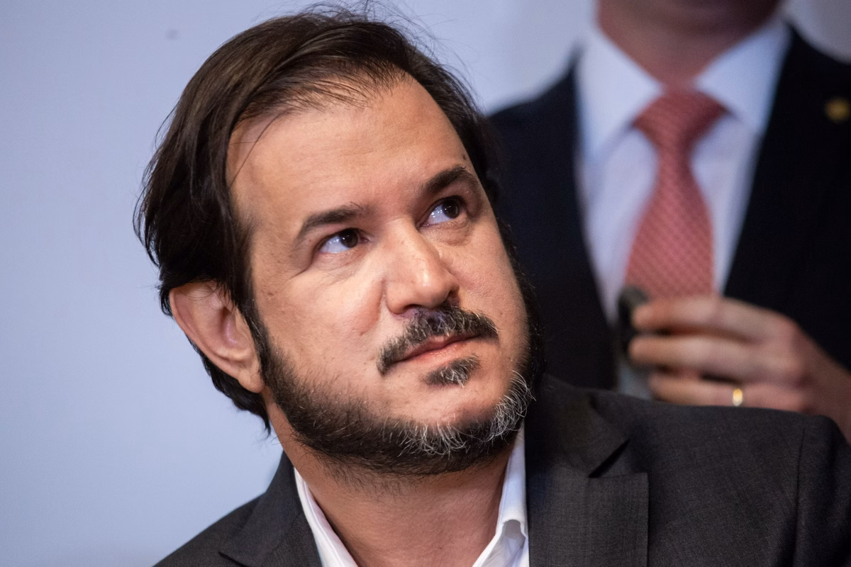 Citado em operação contra o PCC, Presidente do União Brasil pode se beneficiar da PEC da Blindagem