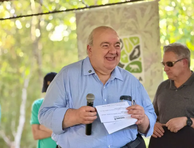Em Londrina, Rafael Greca mostra irritação por seu nome não estar sendo colocado nas pesquisas para o governo