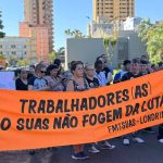 Protesto na prefeitura contra o corte de verbas: Prefeito Tiago Amaral diz que está buscando alternativas