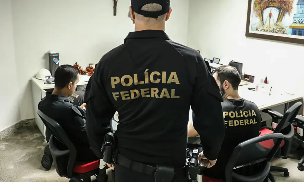 PF apura desvio de mais de R$ 813 milhões em transferência PIX
