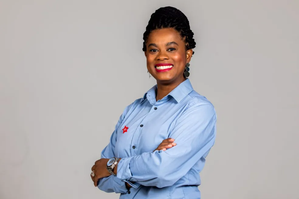 LIVE COM A DEPUTADA CAROL DARTORA CANCELADA