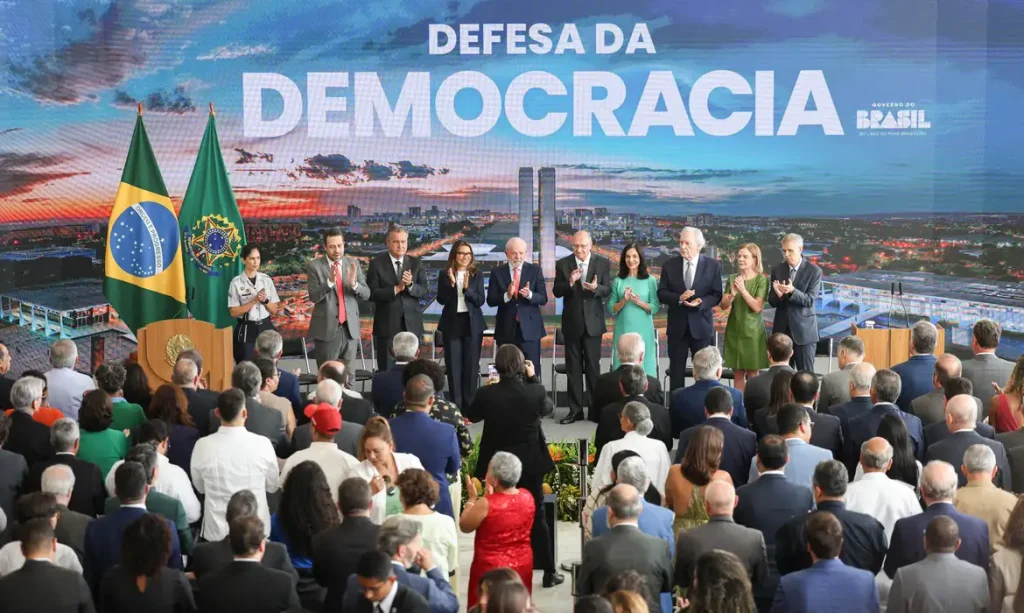 Presidente Lula veta Projeto de Lei da Dosimetria