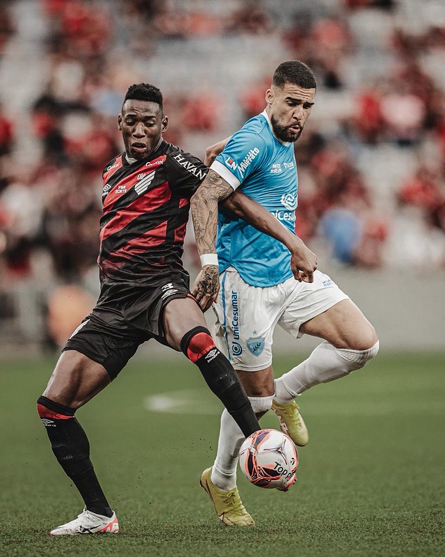 Londrina segura Athletico na unha, vence o jogo e está na final do Paranaense 2026