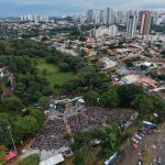 Carnaval em Londrina, apesar dos tropeços, atraiu muita gente