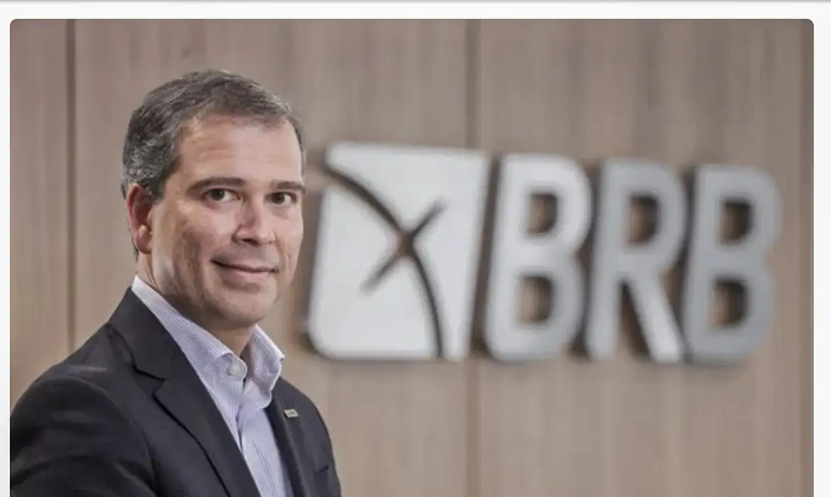 Polícia Federal prende ex-presidente do BRB citado no caso do Banco Master