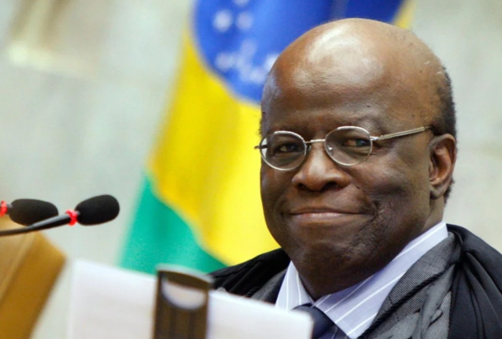 Sai Aldo Rebelo e o ex-ministro do STF Joaquim Barbosa entra no cenário como pré-candidato à presidência