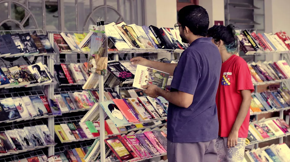 Londrix promove campanha de doações para formar acervo de biblioteca no Vista Bela