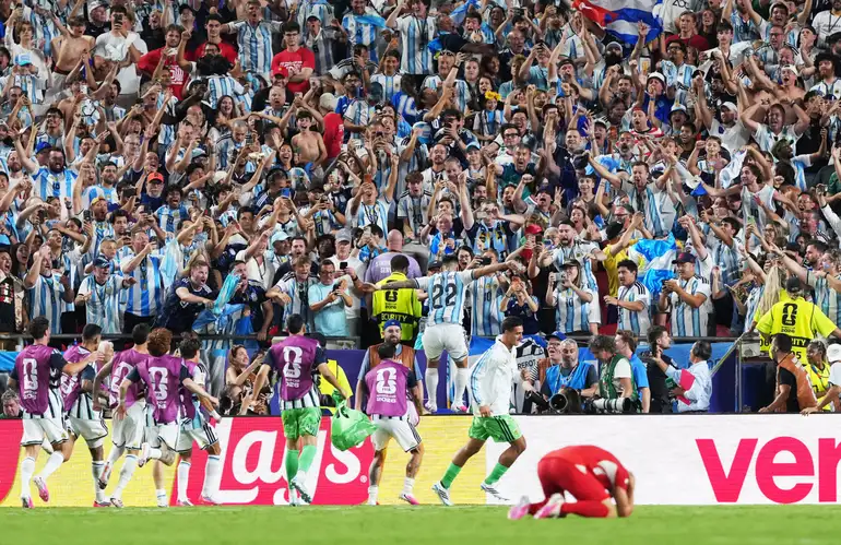 Argentina elimina Suíça e enfrenta Inglaterra na semifinal
