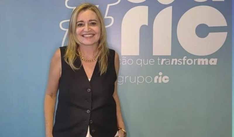 Mudança na prefeitura de Londrina. A jornalista Fabiola Vicençoni assume o Núcleo de Comunicação
