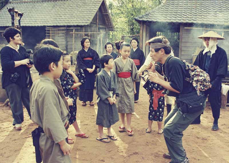 Exposição fotográfica comemora e mostra os bastidores do filme Gaijin 2, rodado em Londrina