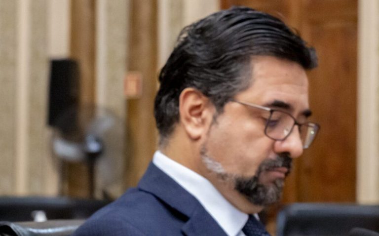 Foto do advogado especialista em direito eleitoral Guilherme Gonçalves